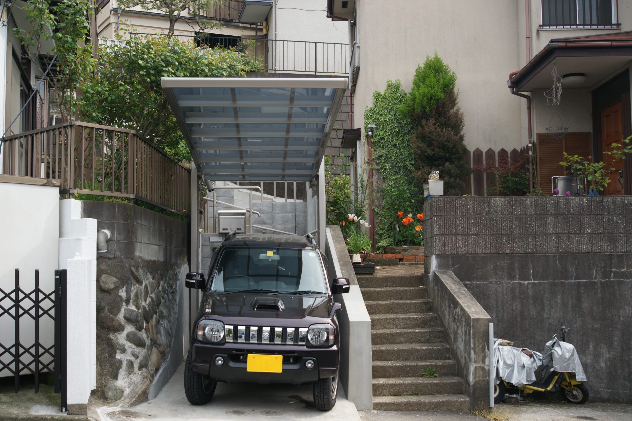 yamasoブログ インスタ リール動画 告知 77 狭小地の駐車場工事