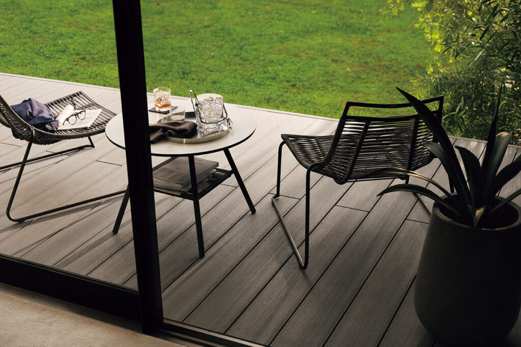 Yamasoブログ LIXILお役立ち情報 エクステリアでいいコトコラム エクステリアとは? ウッドデッキ タイルデッキ Yamasoブログ LIXILお役立ち情報 エクステリアでいいコトコラム エクステリアとは? ウッドデッキ タイルデッキ