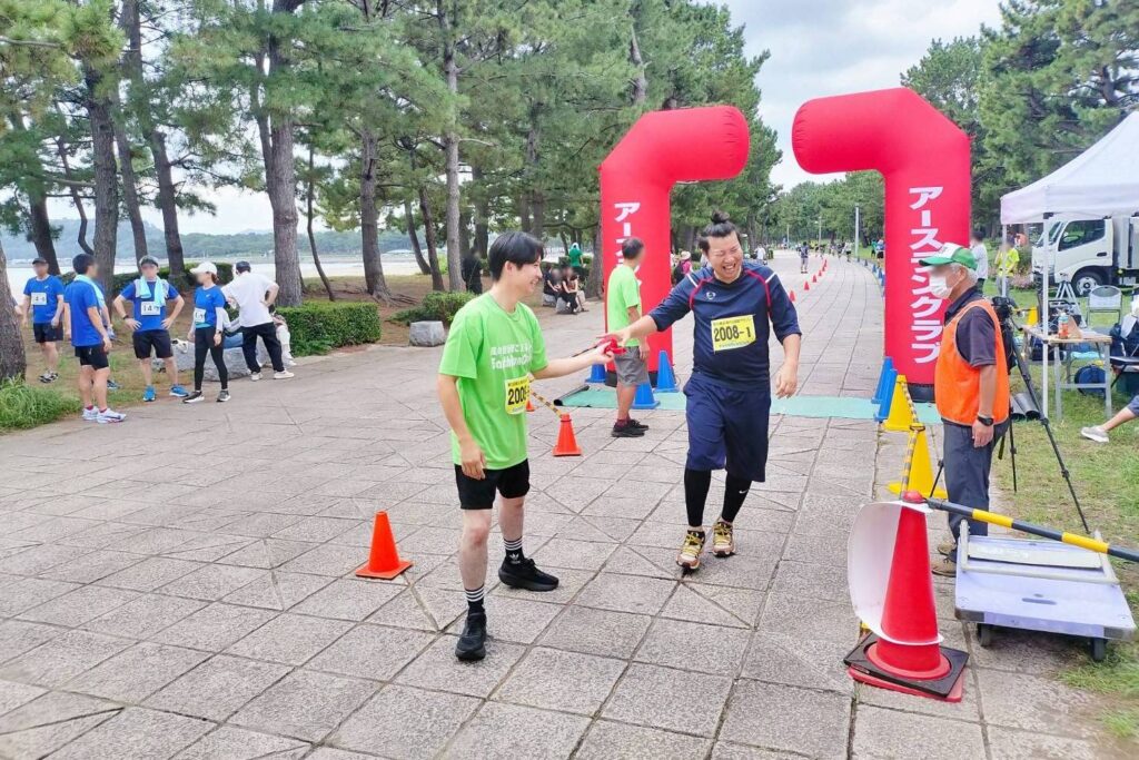 yamasoブログ　山創の健康推進会　横浜海の公園ラン　2025/09/28　第5回横浜海の公園夏マラソン　襷　たすき　繋ぐ　リレー　参加者　感謝　お礼