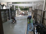 103 駐車場コンクリート仕上げ 2eb3e34240dd6f09bc29424578e63581
