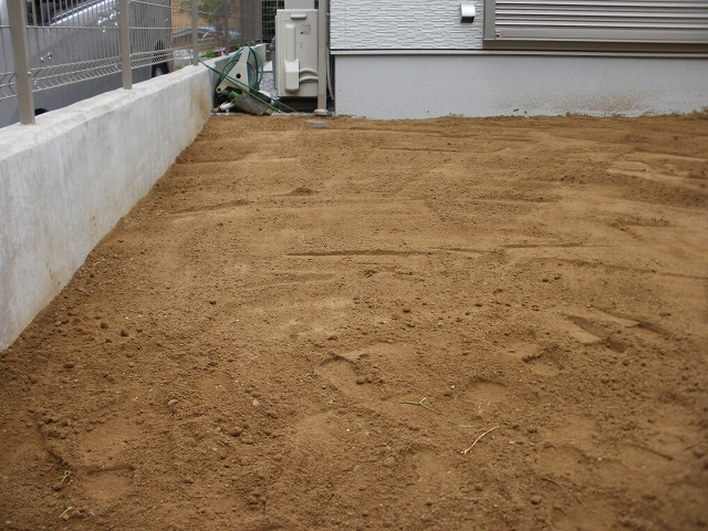 山砂のお庭の取り扱い 山砂とは 横浜市のエクステリア 外構 Yamaso