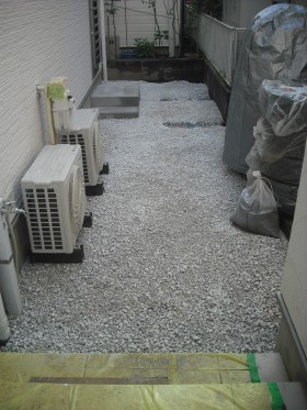 砂利敷き