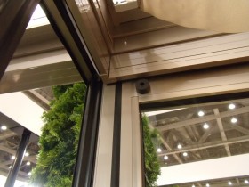 F.リード憩 コーナー上部